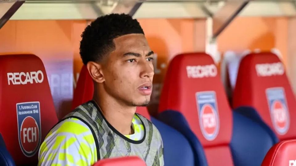 kFN, 未来的兄弟, 如今却意外 kFN, 未来的兄弟, 如今却意外