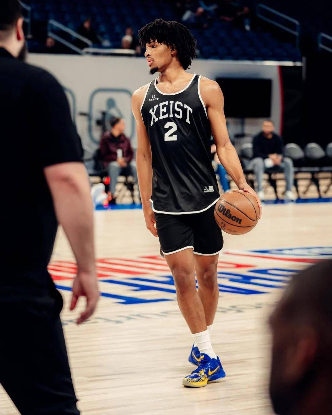 和西蒙斯 和西蒙斯